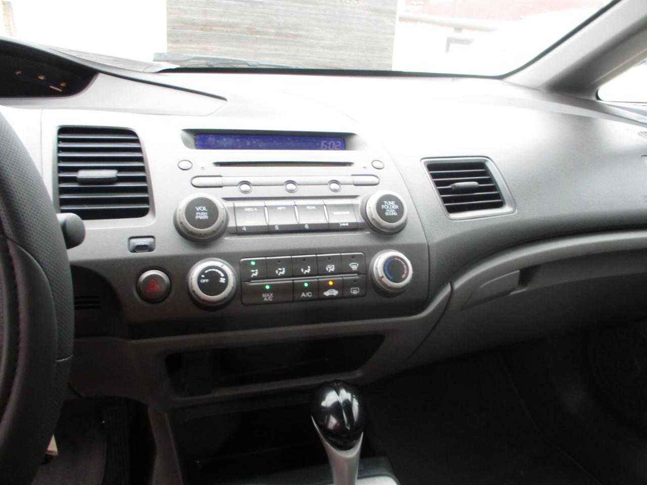 Honda Civic photo 13