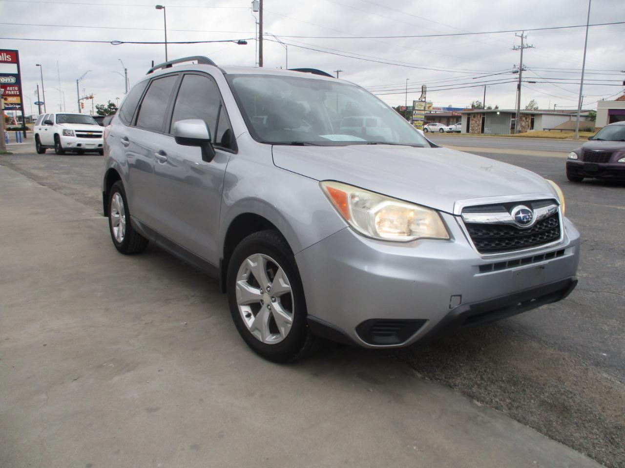 Subaru Forester photo 3
