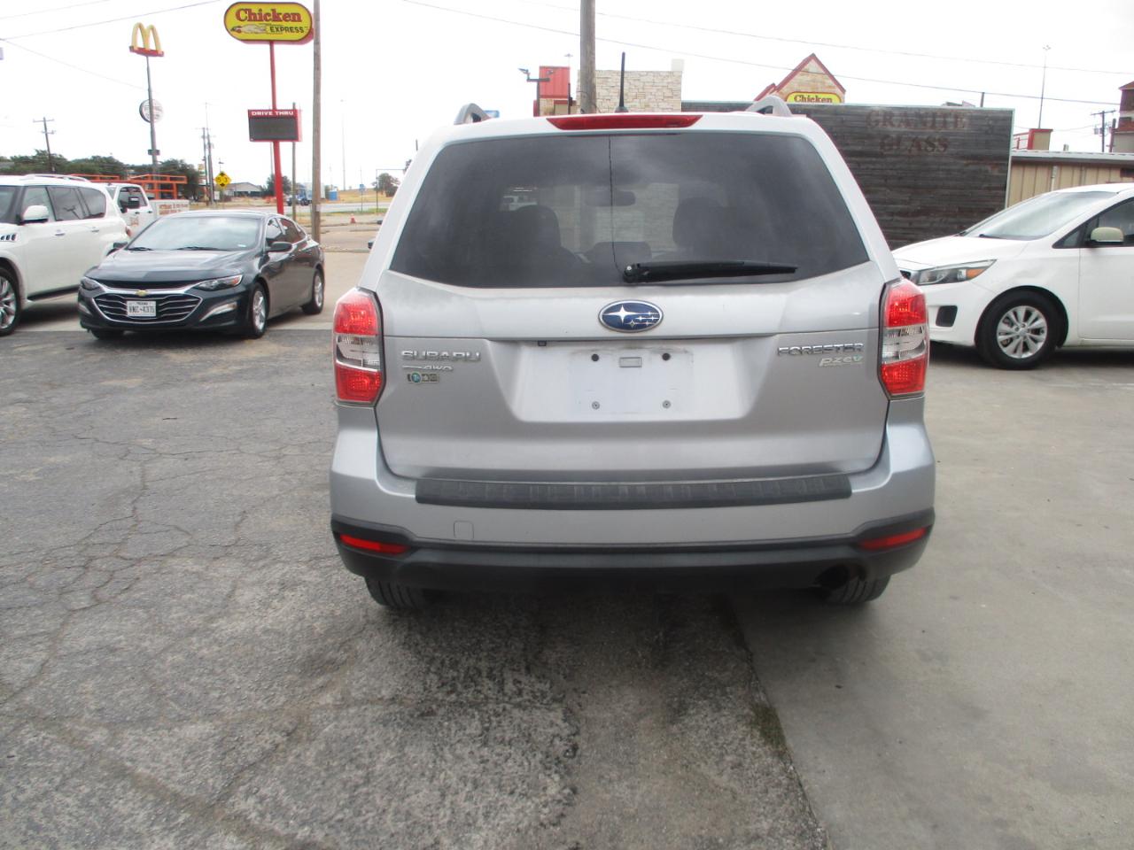 Subaru Forester photo 6