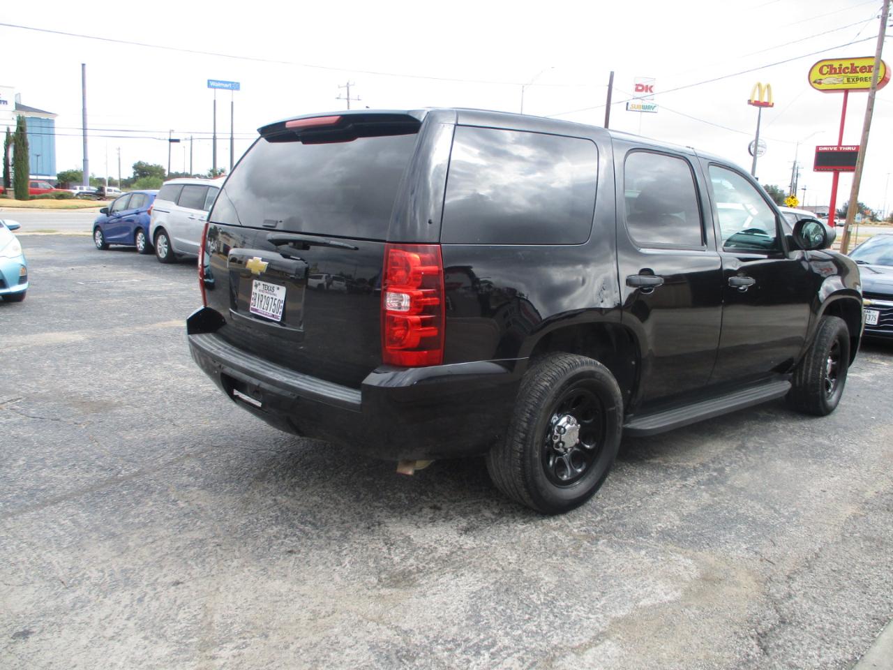 Chevrolet Tahoe photo 5