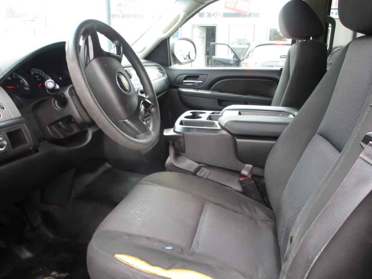 Chevrolet Tahoe photo 10