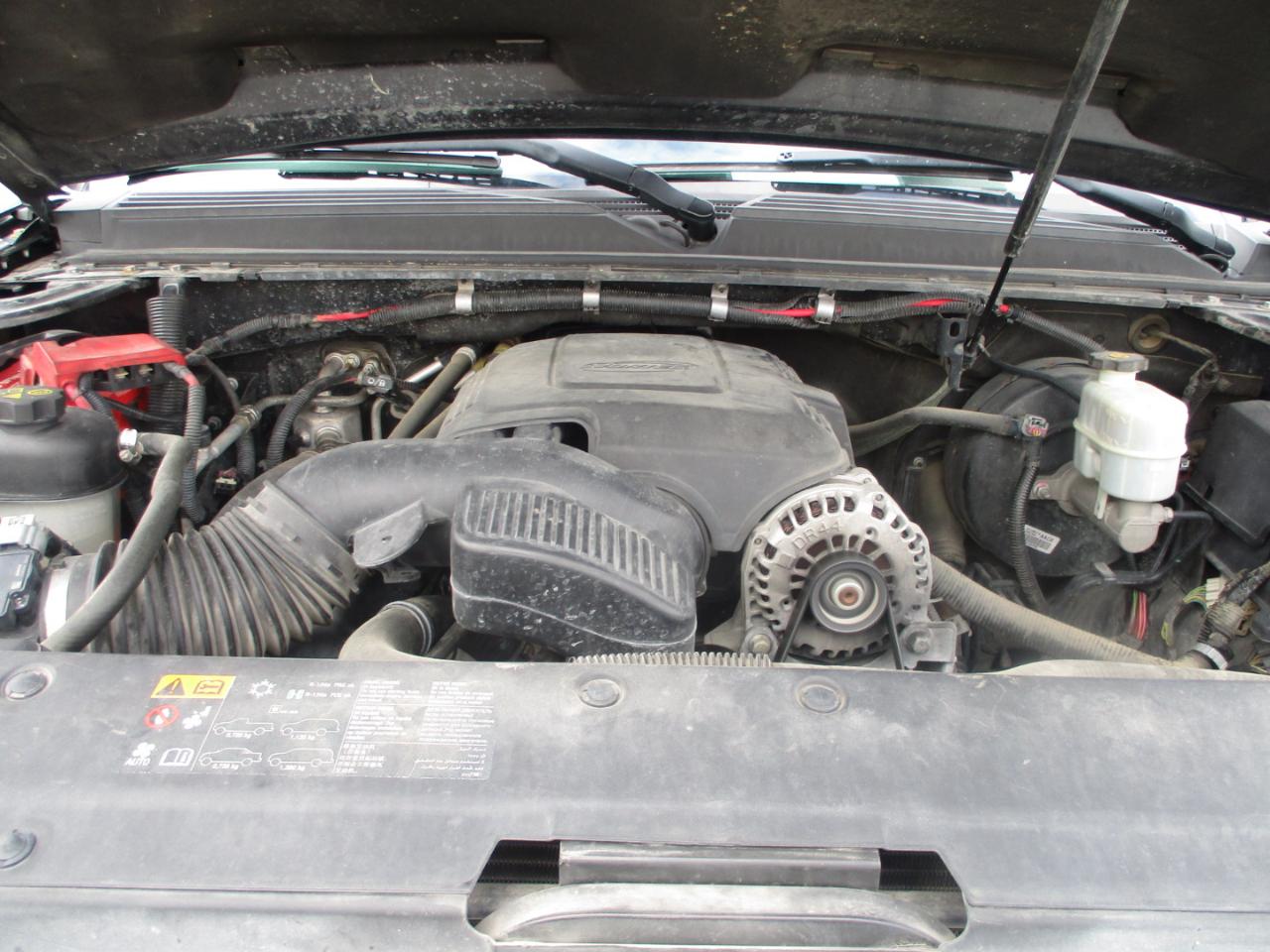 Chevrolet Tahoe photo 13