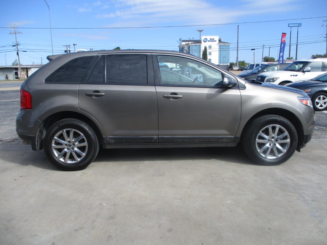 Ford Edge photo 4