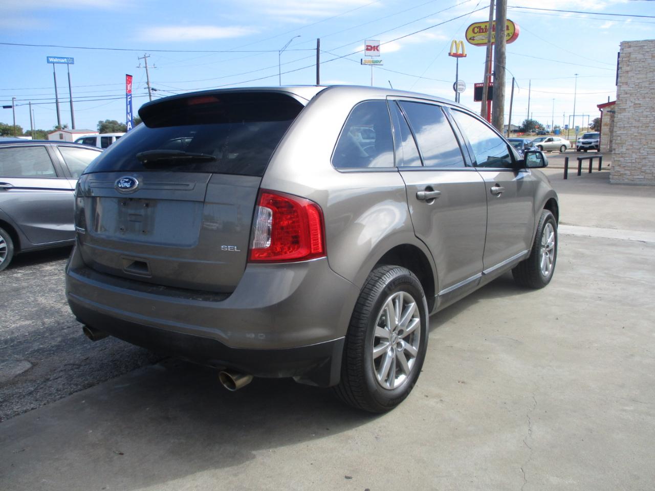 Ford Edge photo 5
