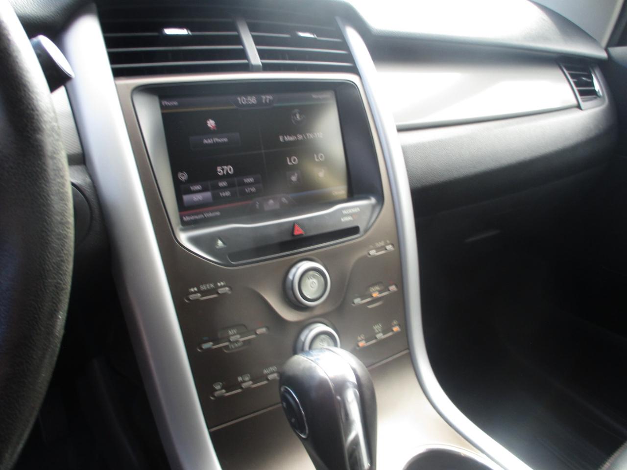 Ford Edge photo 13