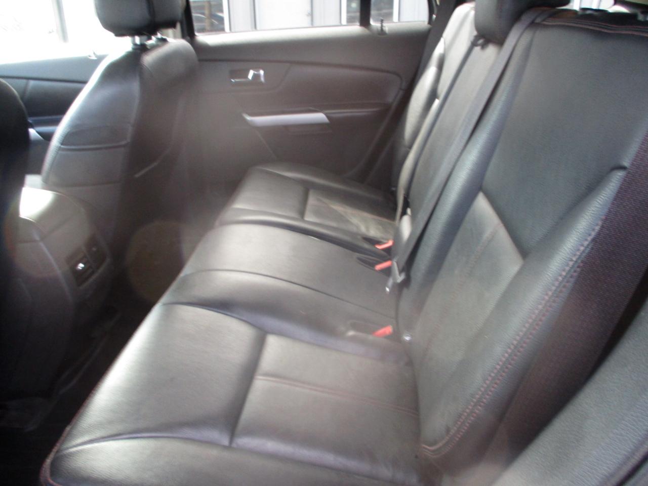 Ford Edge photo 15