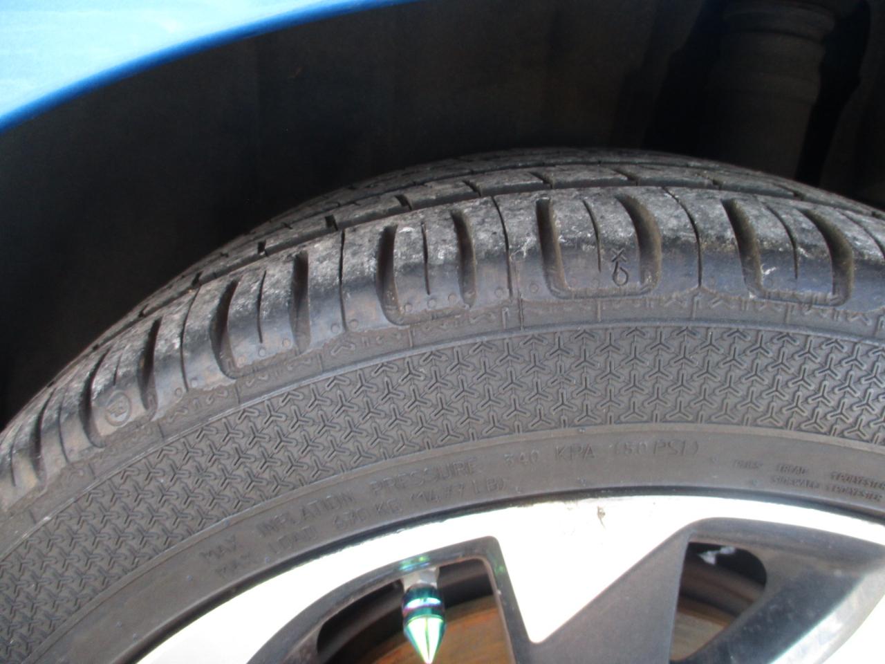 Scion iM photo 10