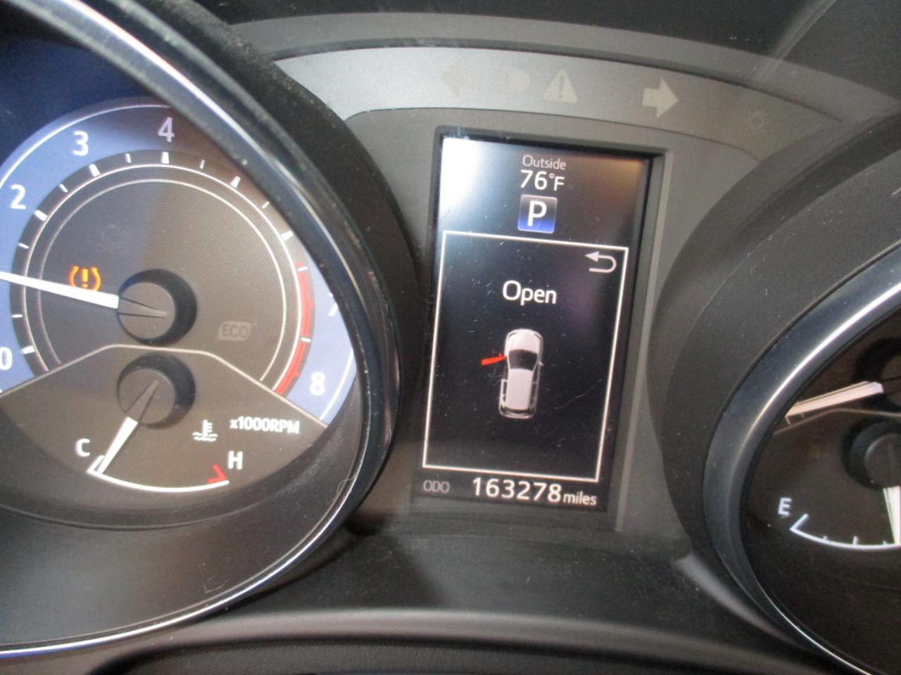 Scion iM photo 14