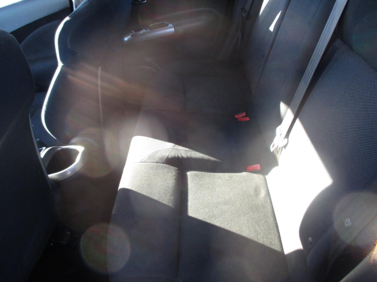 Nissan Juke 5dr Wgn CVT S FWD 2013