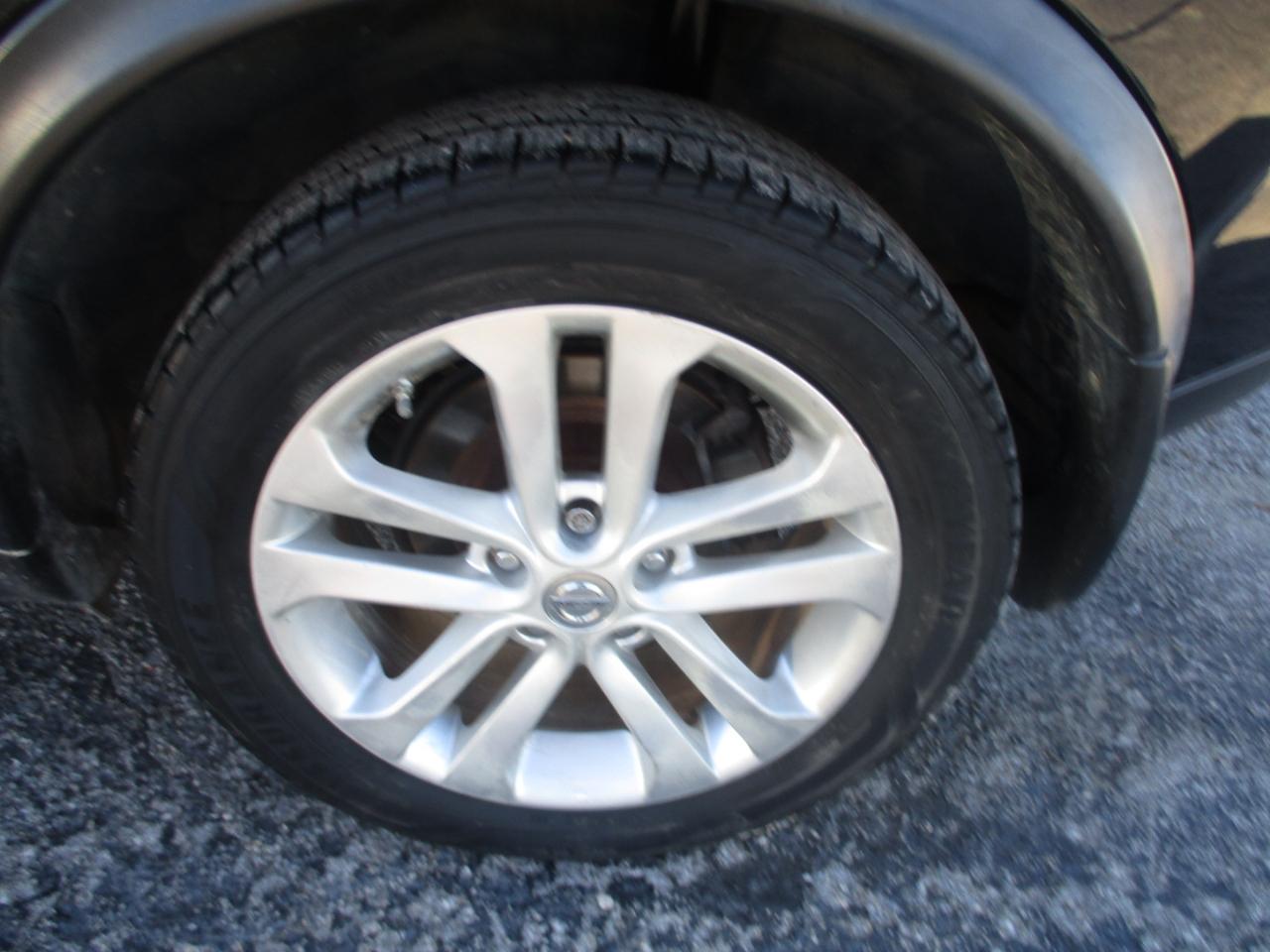 Nissan Juke 5dr Wgn CVT S FWD 2013