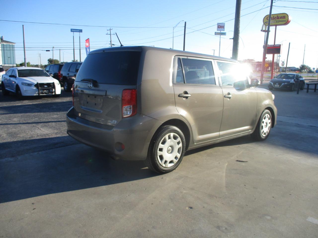 Scion xB 5dr Wgn Man (Natl) 2012