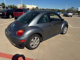 Volkswagen New Beetle Coupe 2dr Cpe GLS Auto 2003