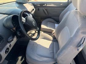 Volkswagen New Beetle Coupe 2dr Cpe GLS Auto 2003