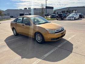 Ford Focus 4dr Sdn SE 2009