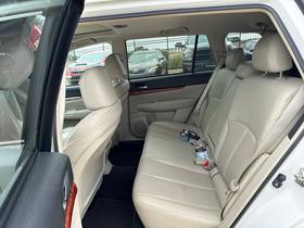 Subaru Outback 4dr Wgn H4 Auto 2.5i Limited 2012