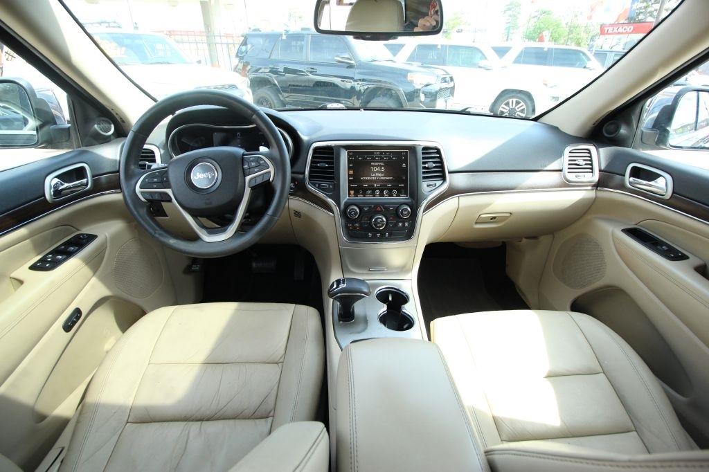 Jeep Grand Cherokee Limited 2WD 2015