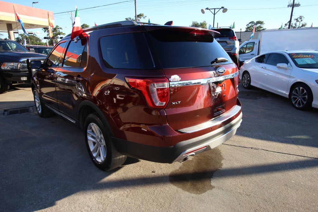 Ford Explorer XLT FWD 2016