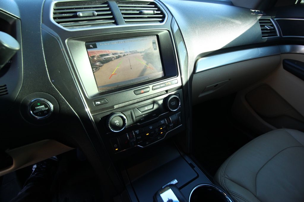 Ford Explorer XLT FWD 2016