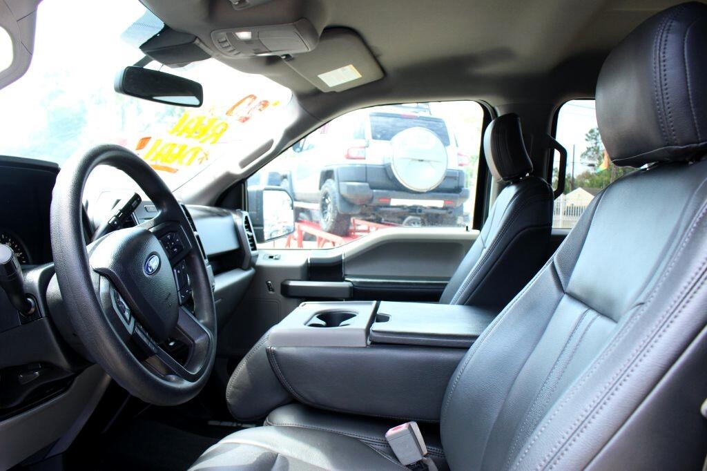 Ford F-150 XL SuperCrew 5.5-ft. Bed 2WD 2020 Ford F-150 XL SuperCrew 5.5-ft. Bed 2WD 2020