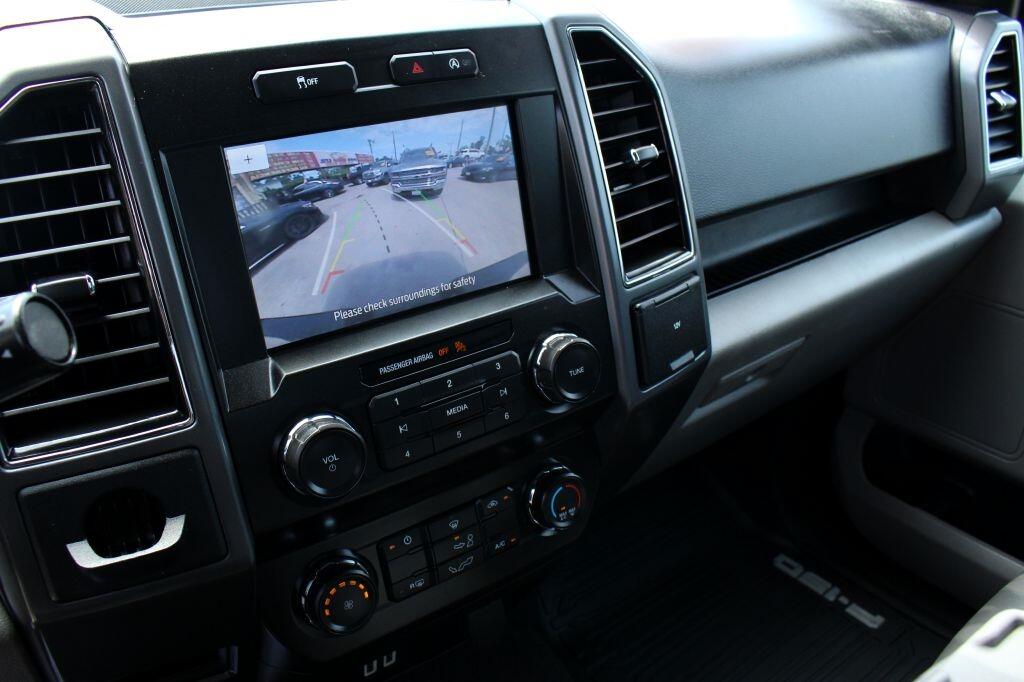 Ford F-150 XL SuperCrew 5.5-ft. Bed 2WD 2020 Ford F-150 XL SuperCrew 5.5-ft. Bed 2WD 2020