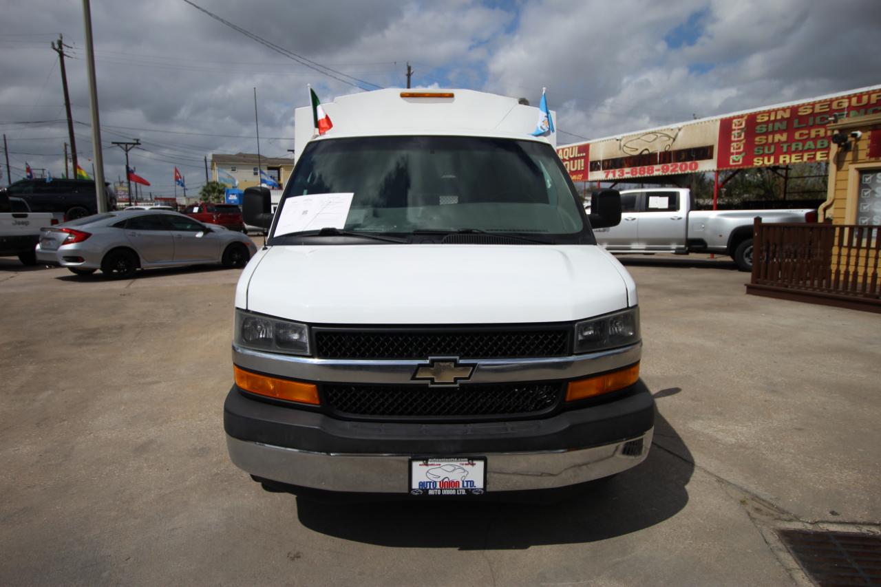 Chevrolet Express G3500 139" 2015