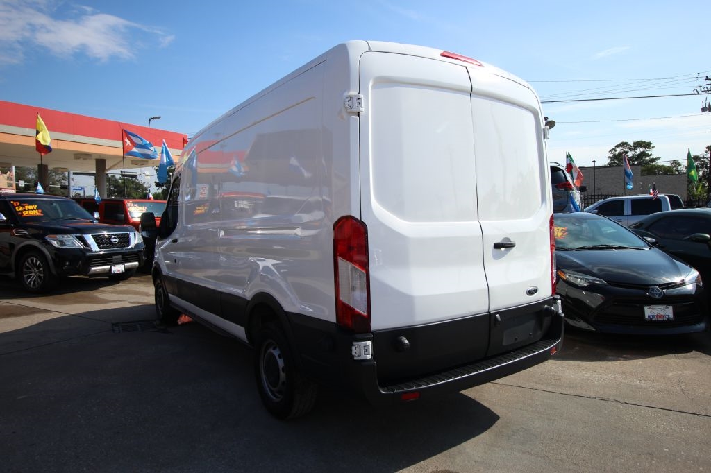 Ford Transit 150 Van Med. Roof w/Sliding Pass. 148-in. WB 2017 Ford Transit 150 Van Med. Roof w/Sliding Pass. 148-in. WB 2017