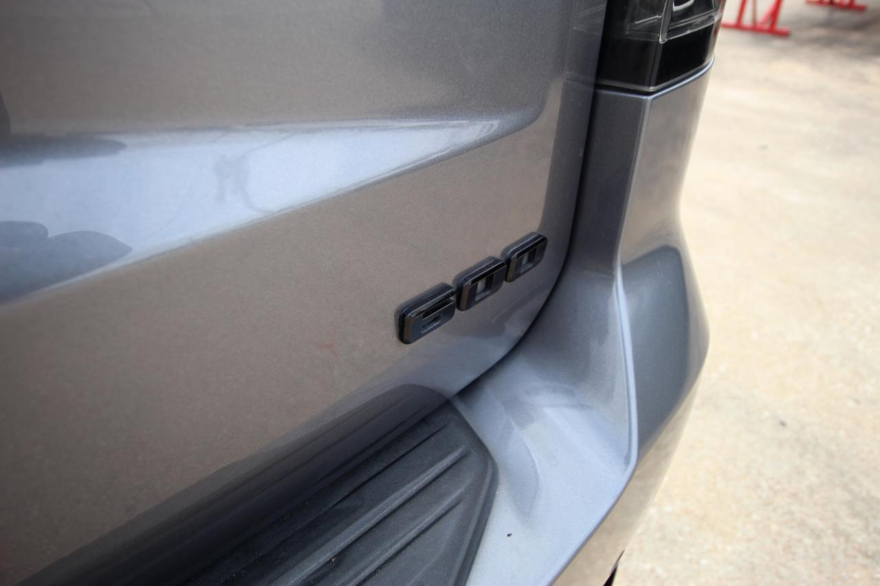 Cadillac Escalade Sport Platinum AWD 2021