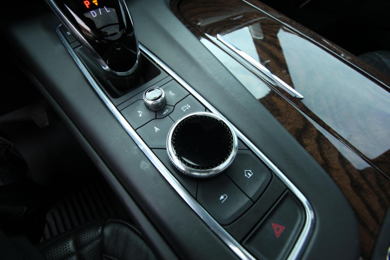 Cadillac Escalade Sport Platinum AWD 2021