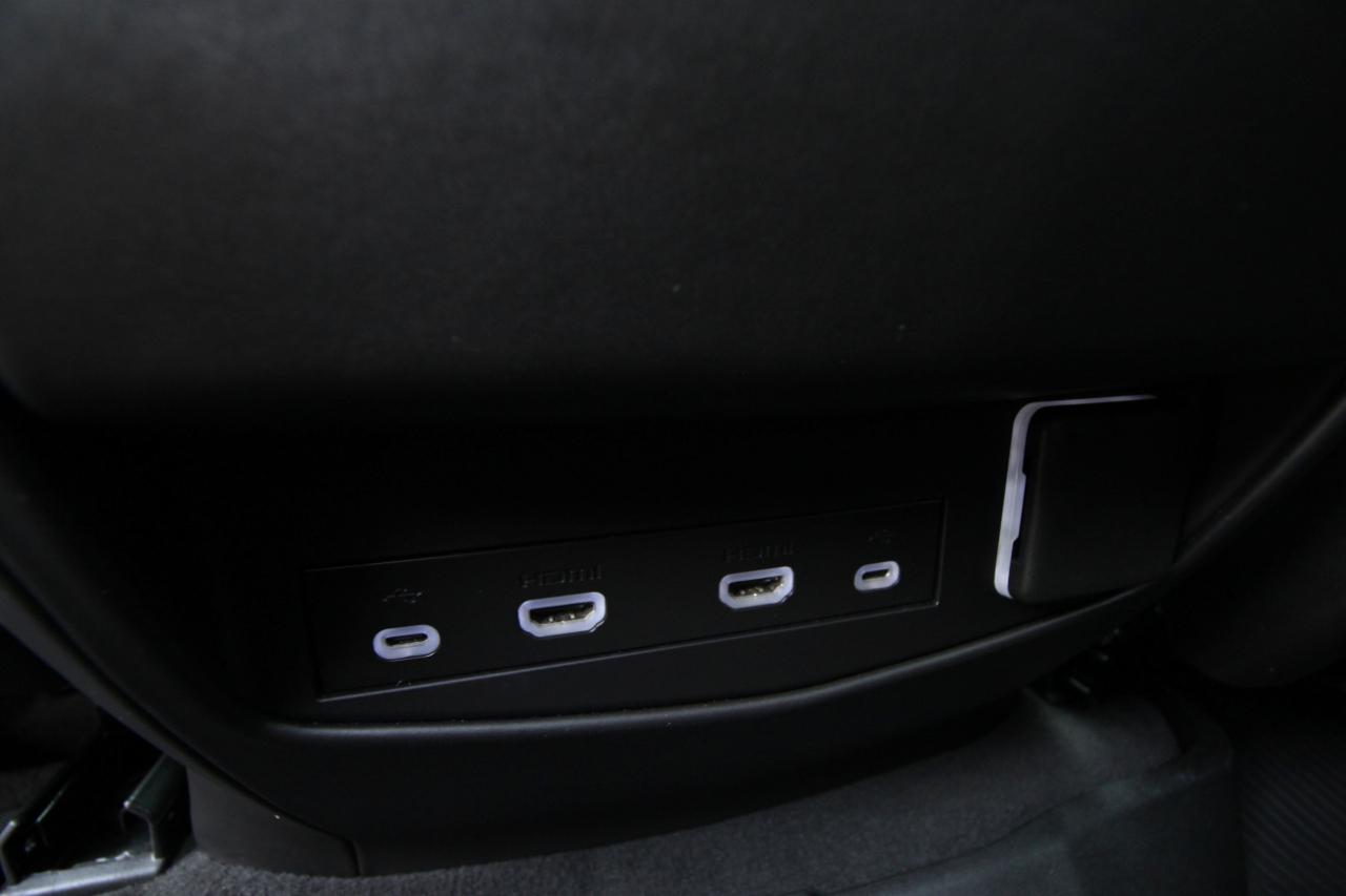 Cadillac Escalade Sport Platinum AWD 2021