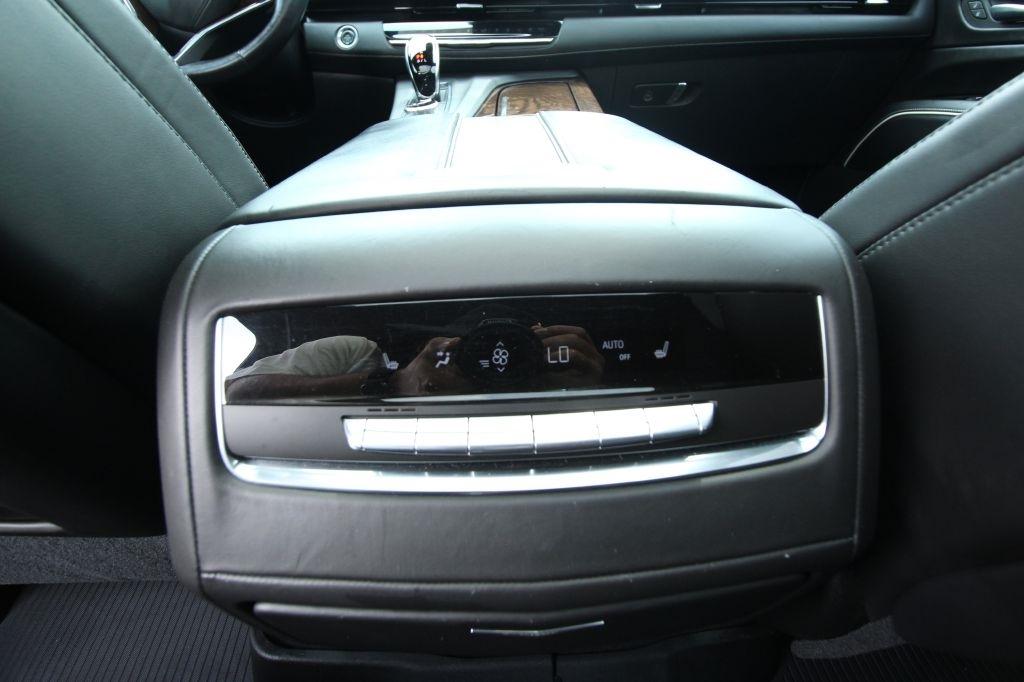 Cadillac Escalade Sport Platinum AWD 2021