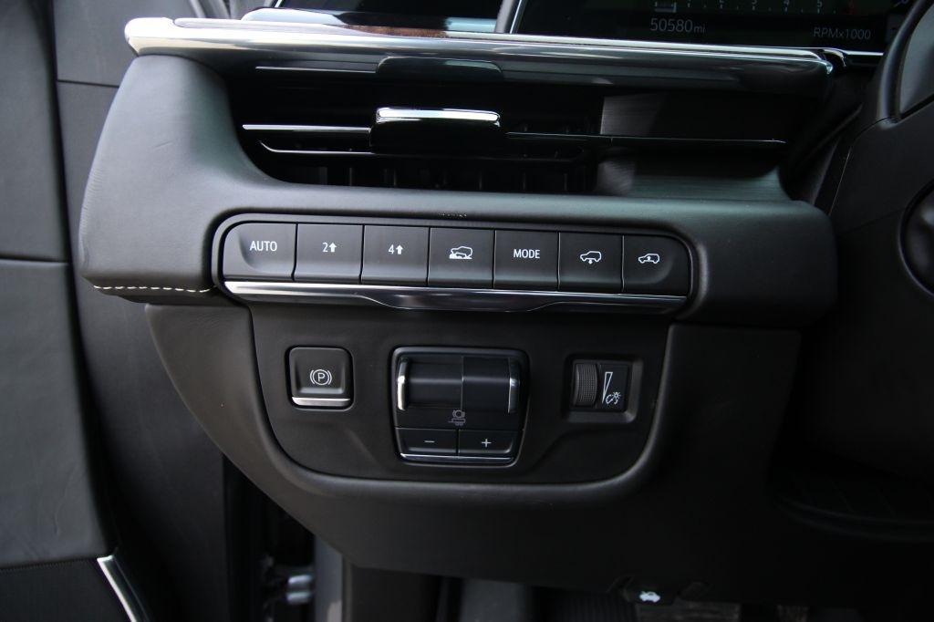 Cadillac Escalade Sport Platinum AWD 2021