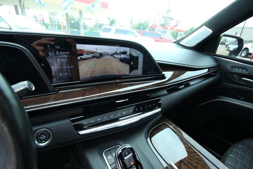 Cadillac Escalade Sport Platinum AWD 2021