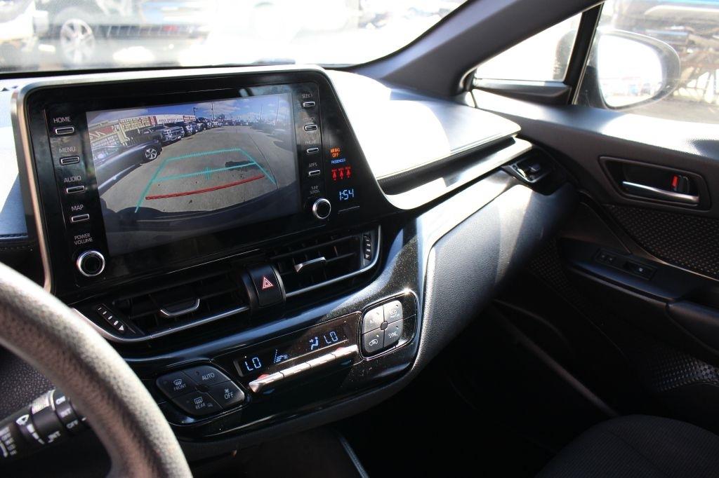 Toyota C-HR XLE 2019