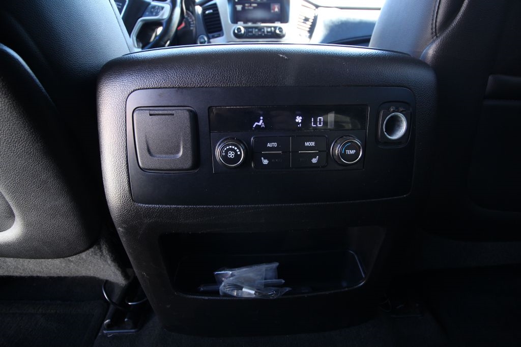 GMC Yukon SLT 2WD 2015