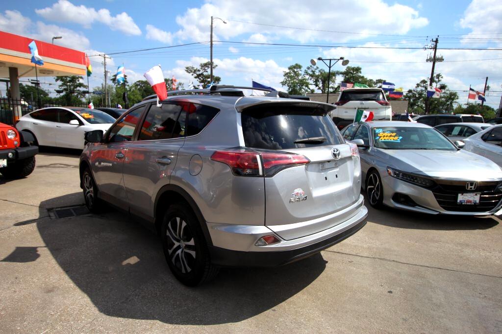 Toyota RAV4 LE FWD 2018 Toyota RAV4 LE FWD 2018