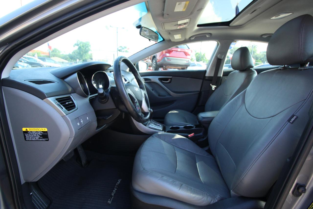 Hyundai Elantra GLS M/T 2013