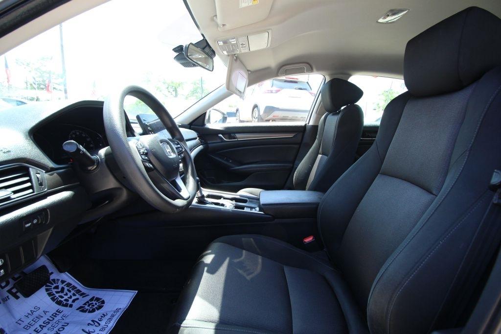 Honda Accord LX CVT 2019