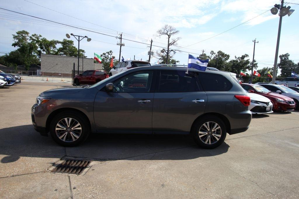 Nissan Pathfinder S 2WD 2019