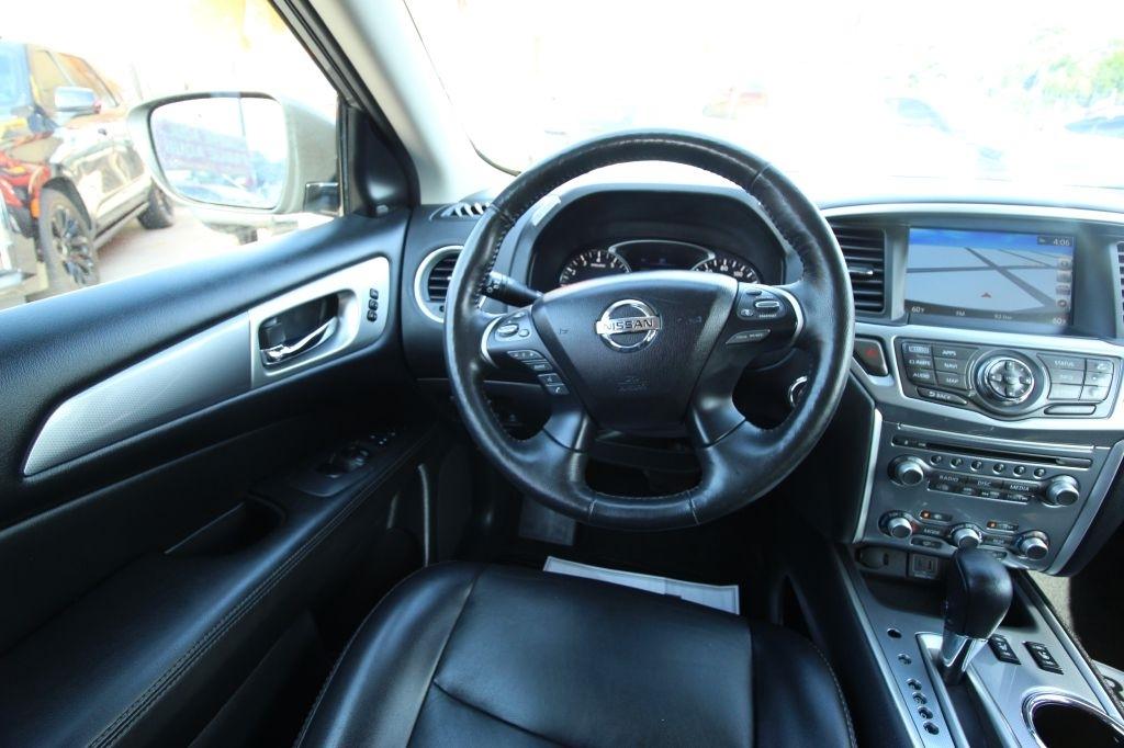 Nissan Pathfinder S 2WD 2019