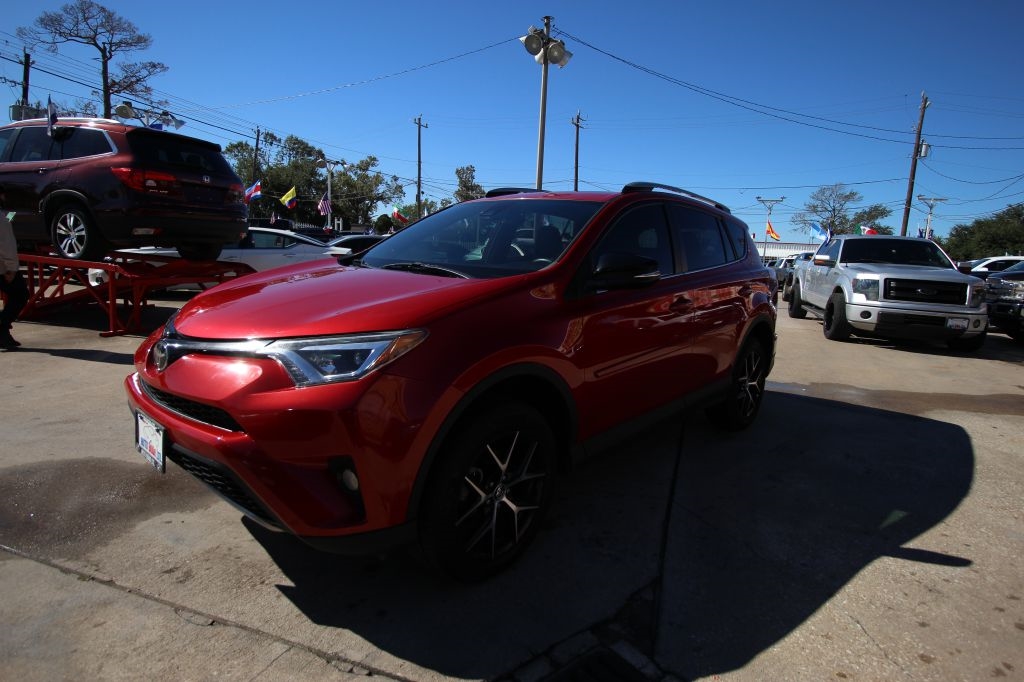 Toyota RAV4 SE FWD 2017 Toyota RAV4 SE FWD 2017