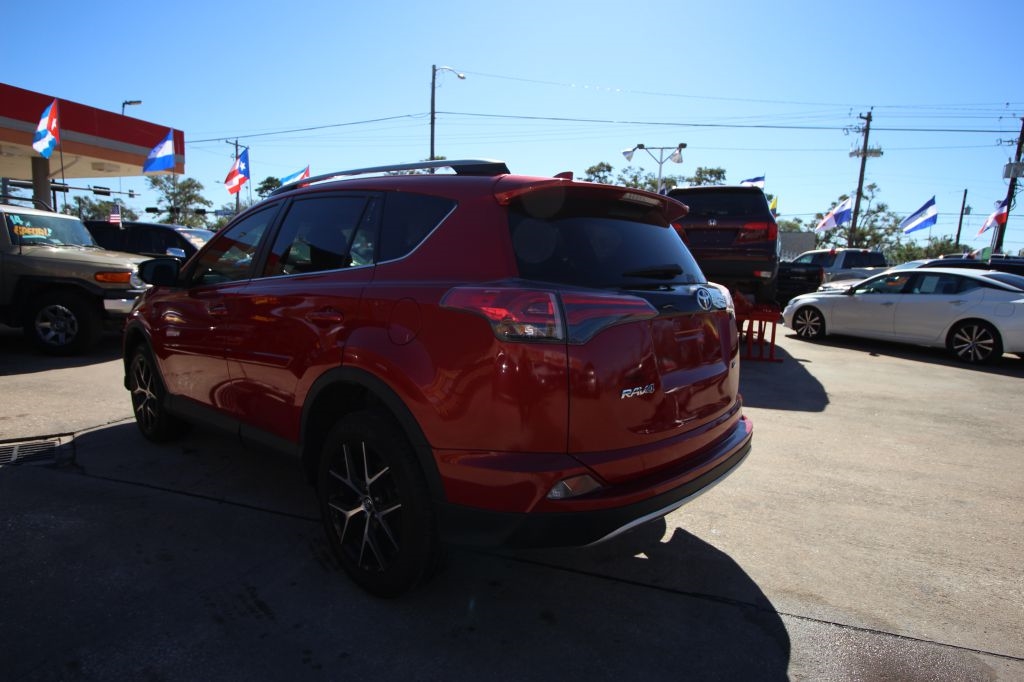 Toyota RAV4 SE FWD 2017 Toyota RAV4 SE FWD 2017