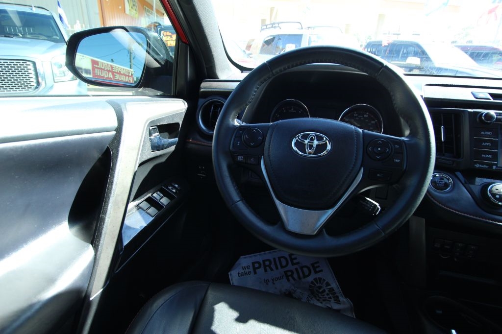 Toyota RAV4 SE FWD 2017 Toyota RAV4 SE FWD 2017