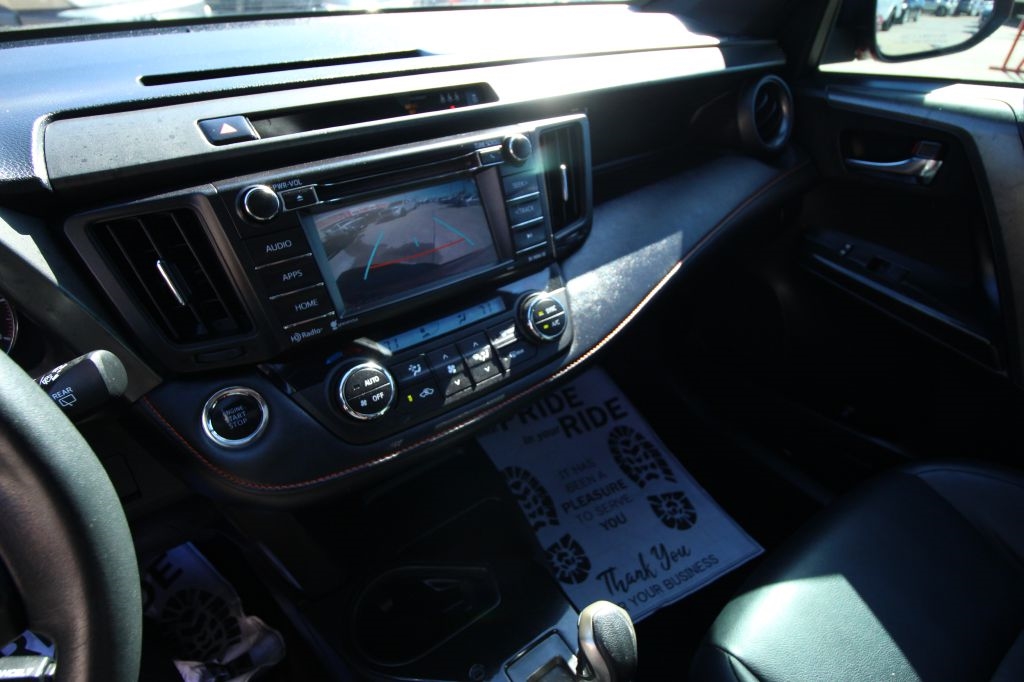 Toyota RAV4 SE FWD 2017 Toyota RAV4 SE FWD 2017