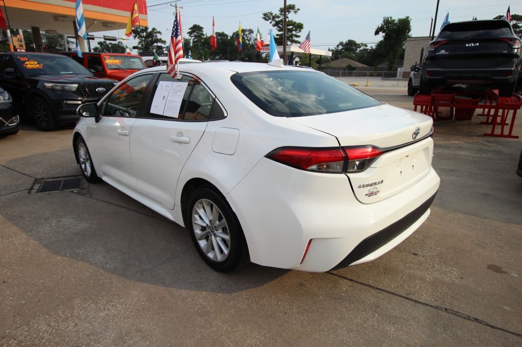 Toyota Corolla XLE 2020 Toyota Corolla XLE 2020