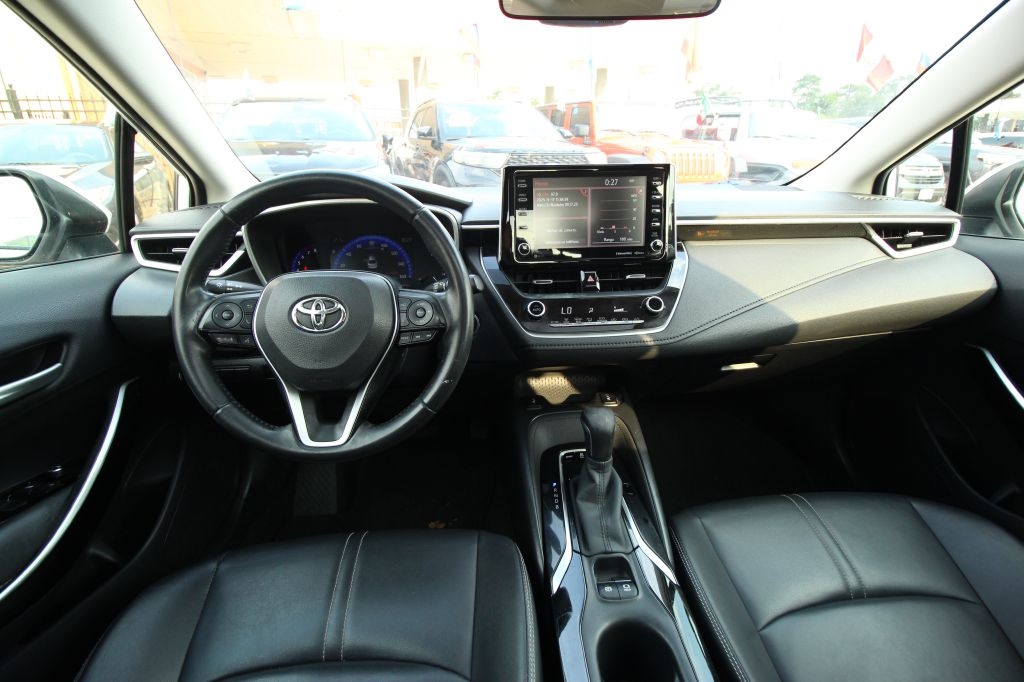 Toyota Corolla XLE 2020 Toyota Corolla XLE 2020