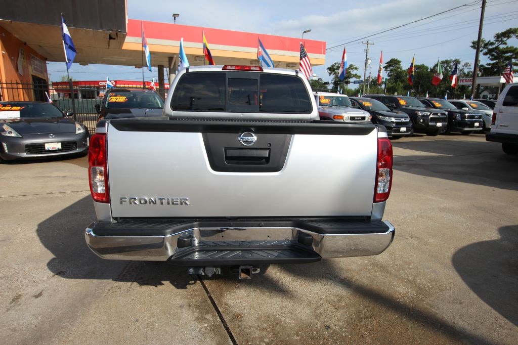 Nissan Frontier SL Crew Cab 5AT 4WD 2019 Nissan Frontier SL Crew Cab 5AT 4WD 2019