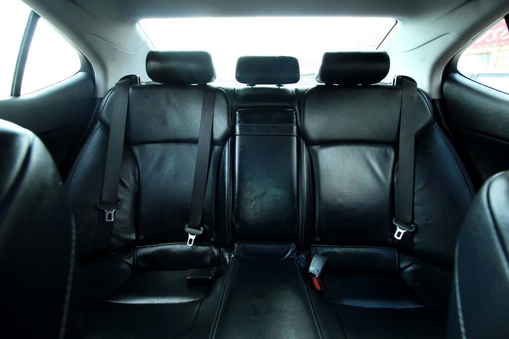 Lexus IS 250 RWD 2011 Lexus IS 250 RWD 2011