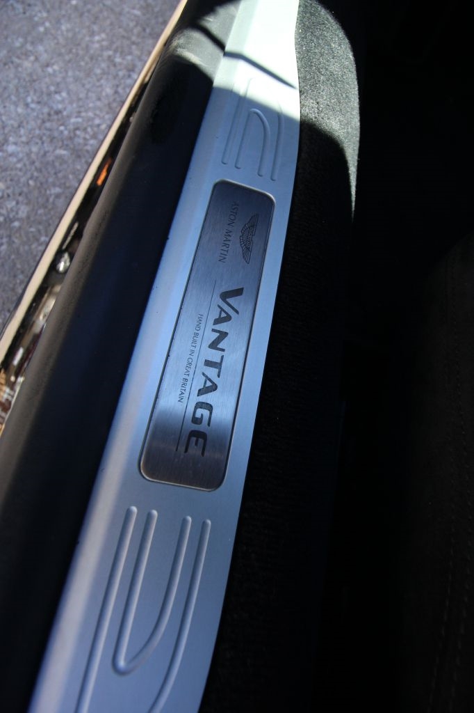 Aston Martin Vantage Roadster 2022