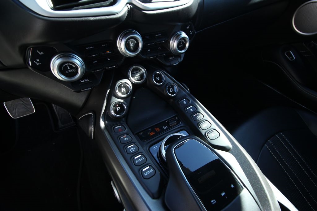 Aston Martin Vantage Roadster 2022