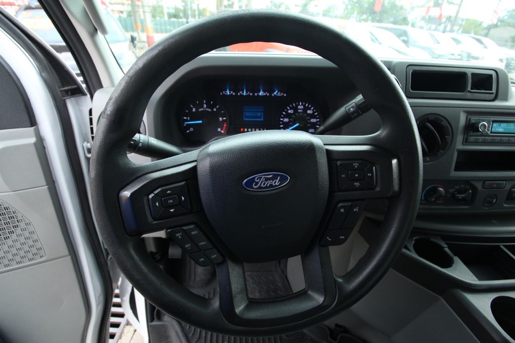 Ford Econoline E-350 Super Duty 2022 Ford Econoline E-350 Super Duty 2022